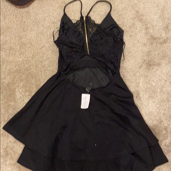 Windsor party dress - Picture 2 of 5